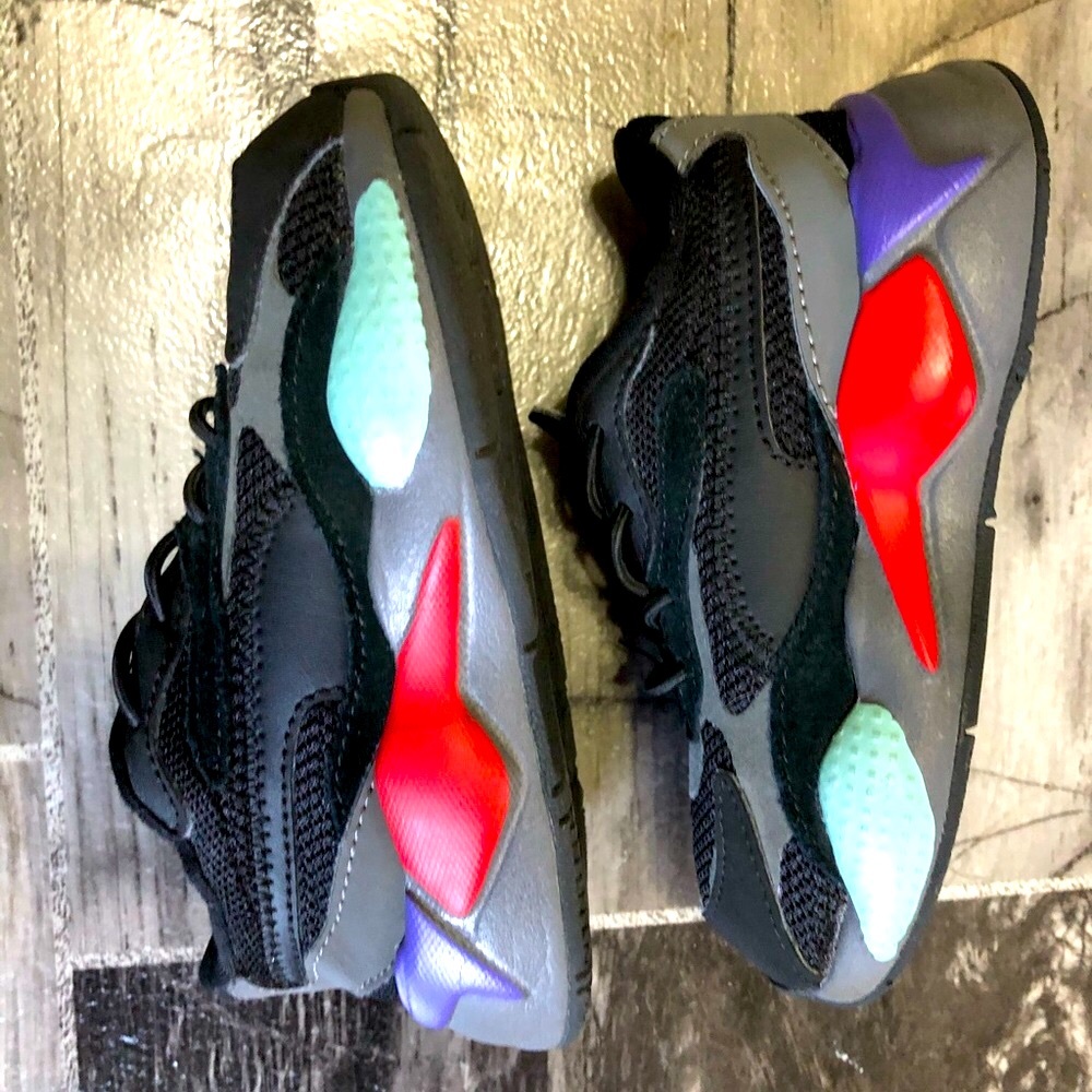 Puma sneakers